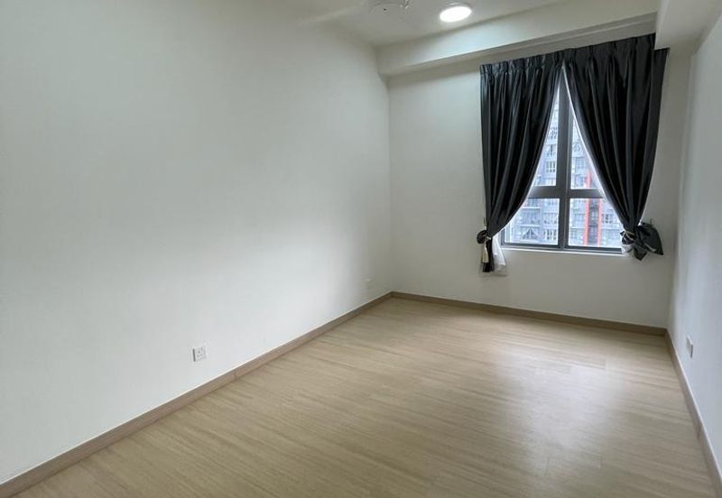 Gravit8 @ Klang South