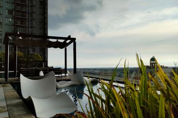 Gravit8 @ Klang South