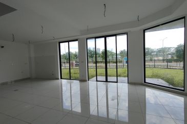 Taman Puchong Legenda