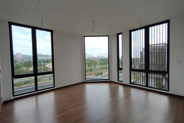 Taman Puchong Legenda