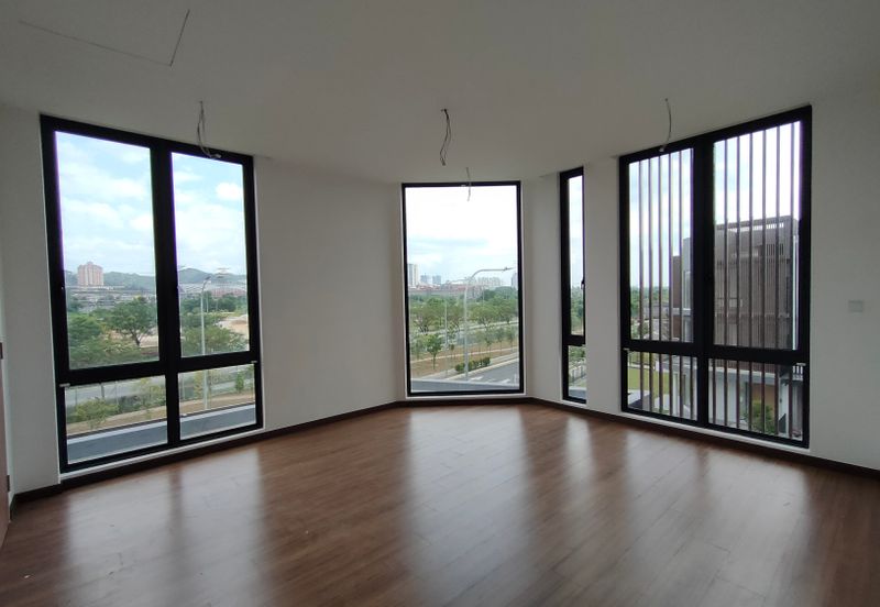 Taman Puchong Legenda