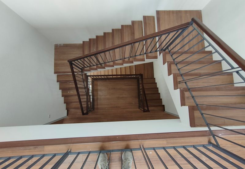 Taman Puchong Legenda