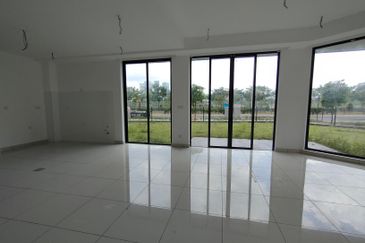 Taman Puchong Legenda