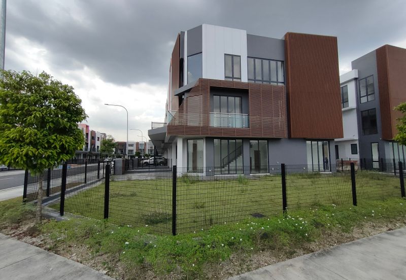 Taman Puchong Legenda