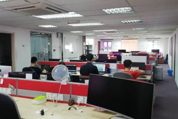 Taipan Business Centre, USJ 10