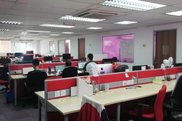 Taipan Business Centre, USJ 10