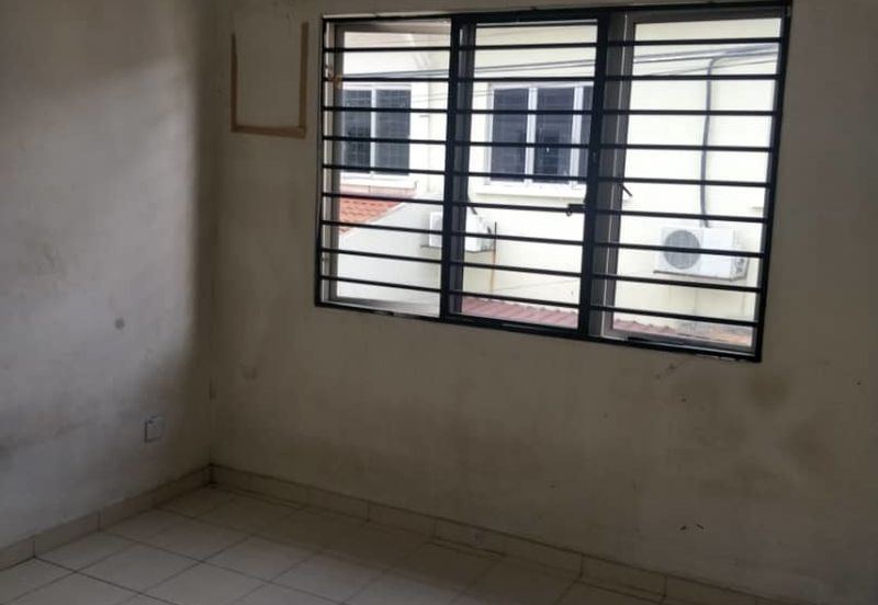 Taman Mutiara Subang