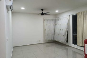 Gravit8 @ Klang South