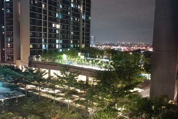 Gravit8 @ Klang South