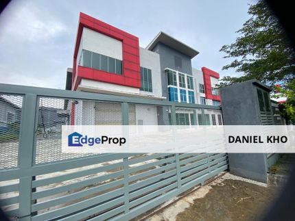 3 storey semi d factory Olak Lempit Banting , Selangor, Banting