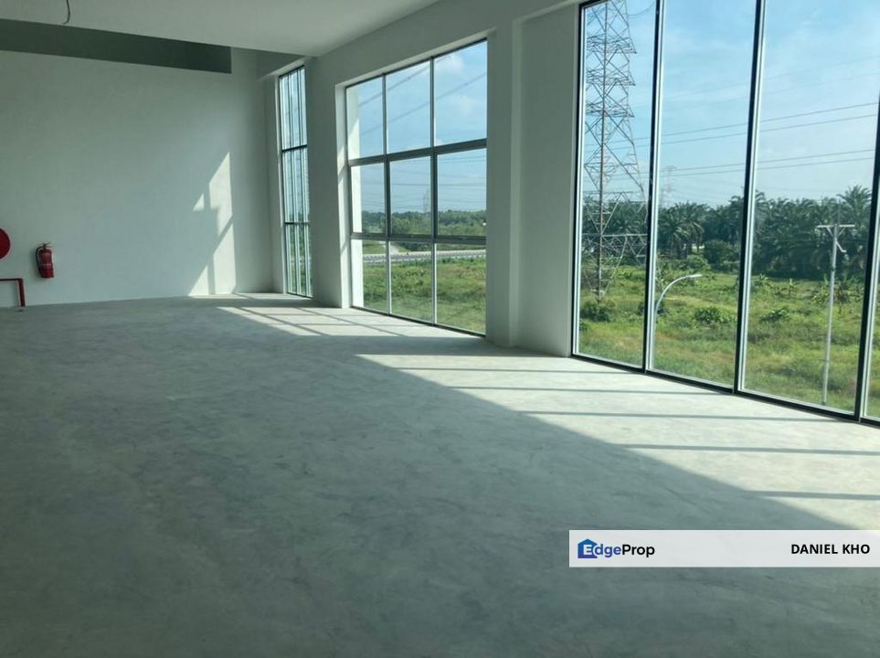 3 storey semi d factory Olak Lempit Banting , Selangor, Banting