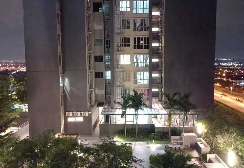 Gravit8 @ Klang South