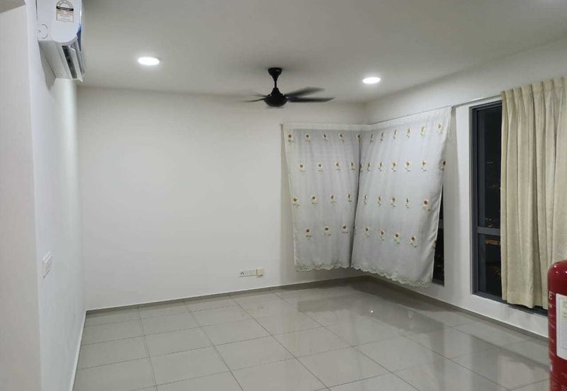 Gravit8 @ Klang South