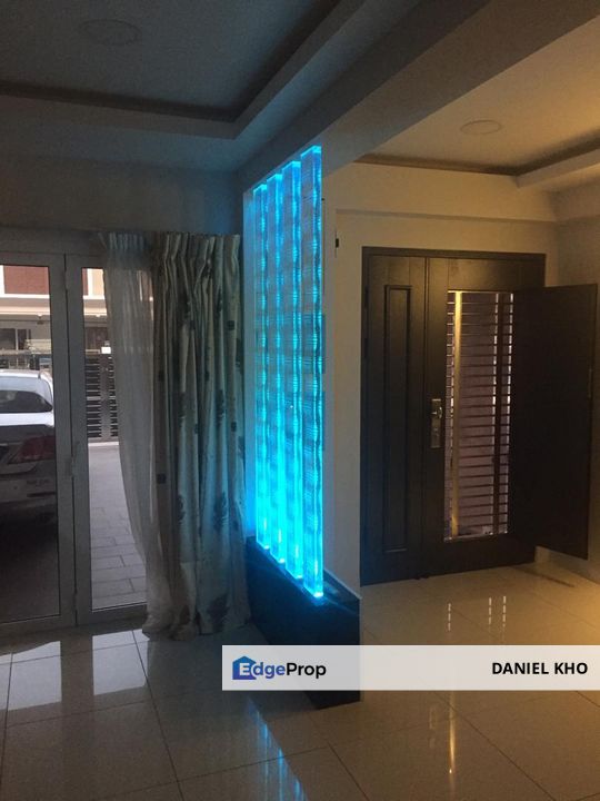 Sri Jaromas ( Zinnia Jaromas  ) , Selangor, Jenjarom