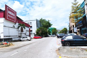 4 storey shop Kota kemuning 