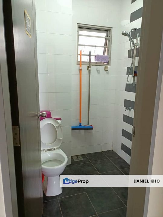 Lagoon Suites Condominium Kota Kemuning, Selangor, Kota Kemuning