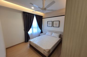 Gravit8 @ Klang South