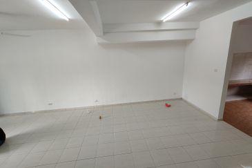 Taman Mutiara Subang