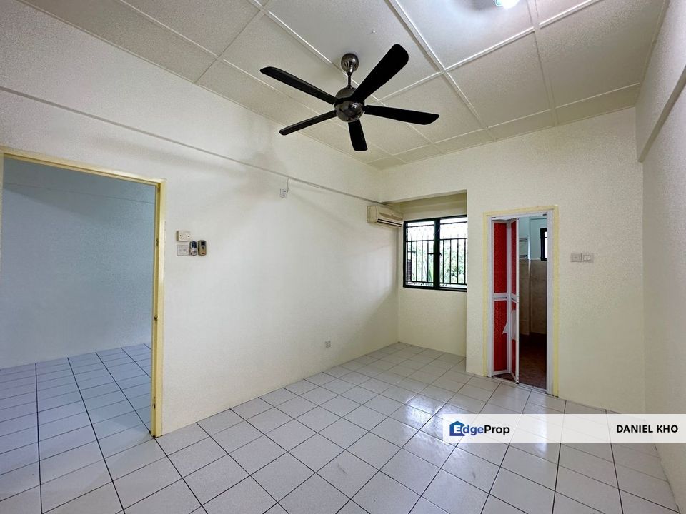 Renovated unit & repainted whole house well maintaned Vista Bayu Apartment 960 sq.ft , Selangor, Klang