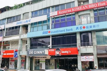 Taipan Business Centre, USJ 10