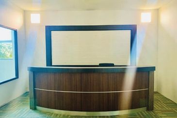 Taipan Business Centre, USJ 10