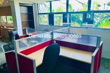 Taipan Business Centre, USJ 10