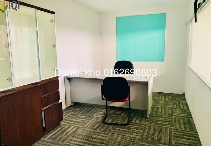 Taipan Business Centre, USJ 10