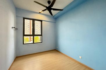 Gravit8 @ Klang South