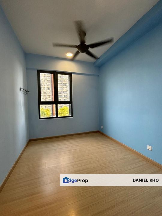 Gravit8 Ashino Residences, Kota Bayuemas, Klang – 3R2B, Nice View, Semi-Furnished – For Sale, Selangor, Klang