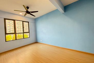 Gravit8 @ Klang South