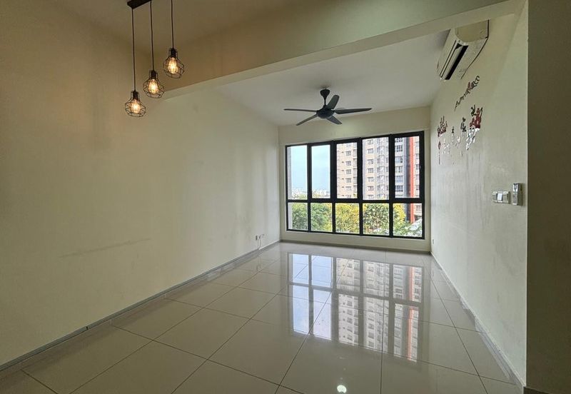 Gravit8 @ Klang South