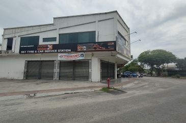 Taman Teluk Gedung Indah