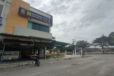 Taman Teluk Gedung Indah