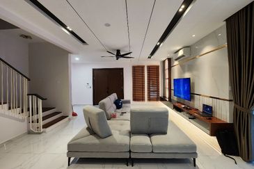 Jalan Setia Utama U13/37D, Alam Nusantara