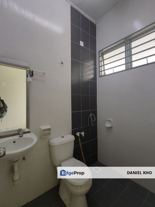 4 bedrooms Renovated kithen table top single storey house , Selangor, Klang
