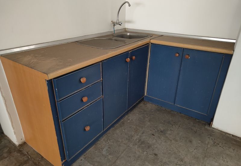 44 x 90 First floor shop with lift near by Standard Chartered Bank Klang Town 