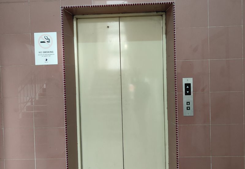 44 x 90 First floor shop with lift near by Standard Chartered Bank Klang Town 