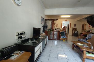 2 storey house Mutiara Subang near by Elmina Lakeside Mall