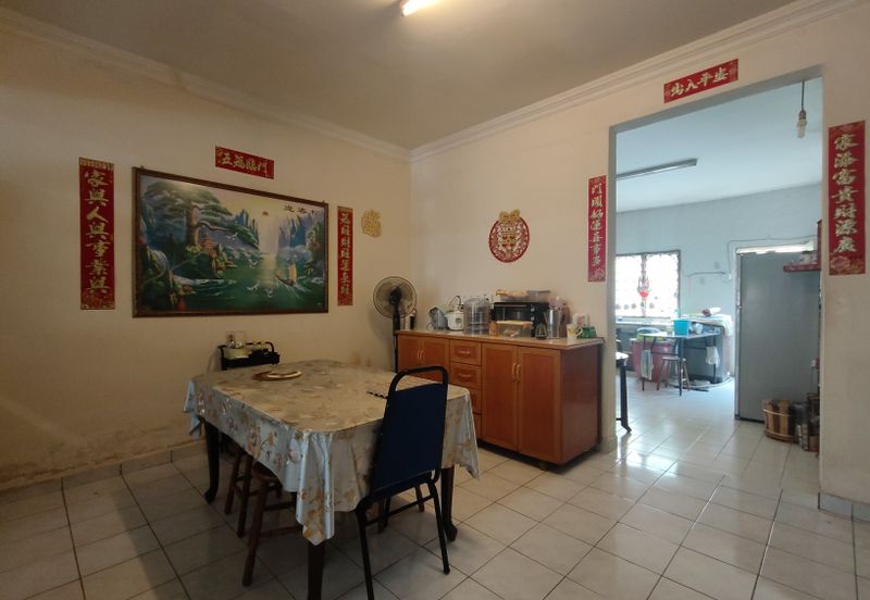 2 storey house Mutiara Subang near by Elmina Lakeside Mall