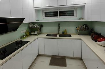 Indah 12, Setia Alam