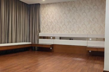 Indah 12, Setia Alam