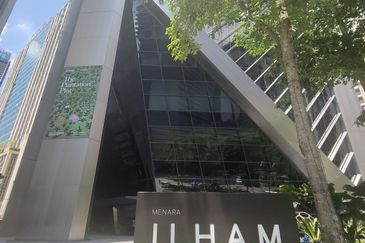 Binjal 8 Condominium near Ilham Tower & Lrt station Ampang Park & Intermark 