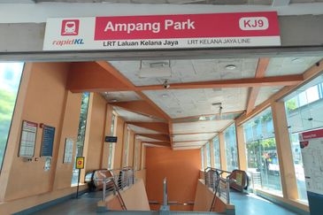 Binjal 8 Condominium near Ilham Tower & Lrt station Ampang Park & Intermark 