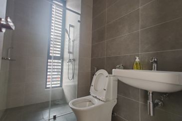 Taman Puchong Legenda