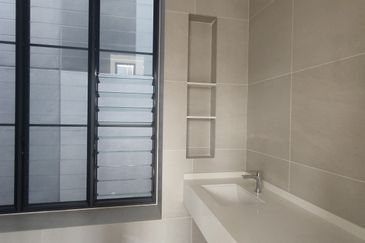 Taman Puchong Legenda