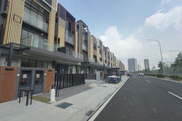 Taman Puchong Legenda