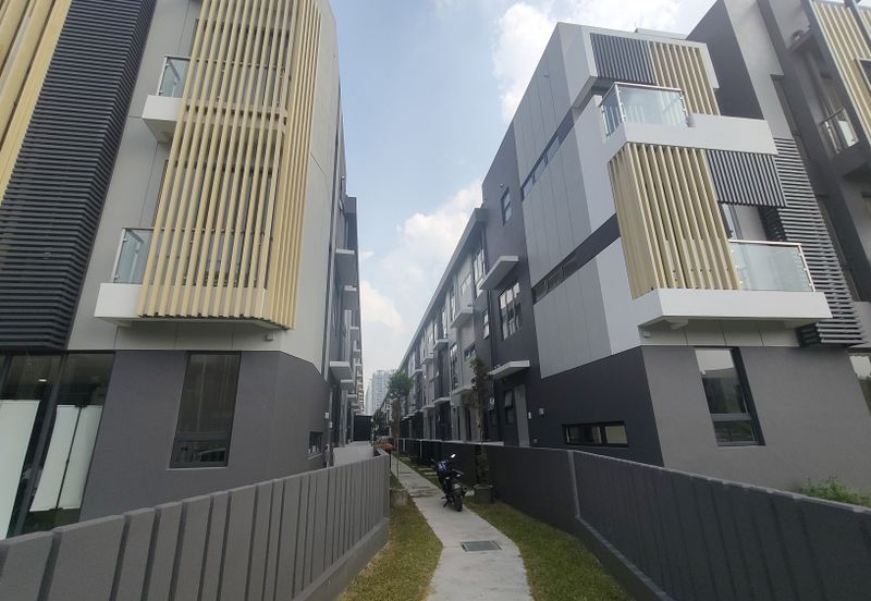 Taman Puchong Legenda