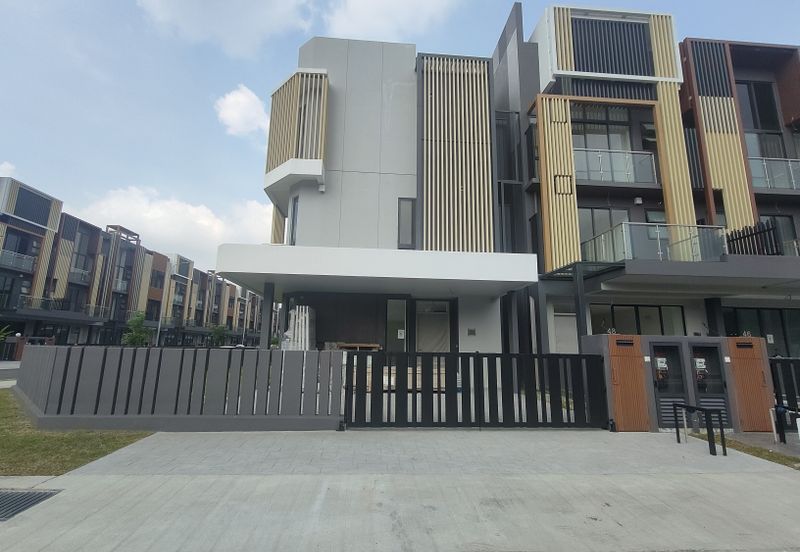 Taman Puchong Legenda