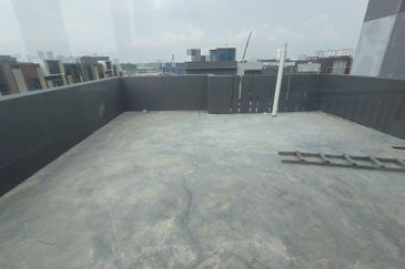 Taman Puchong Legenda