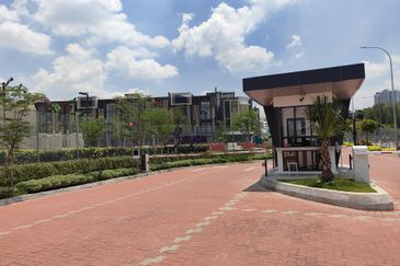 Taman Puchong Legenda